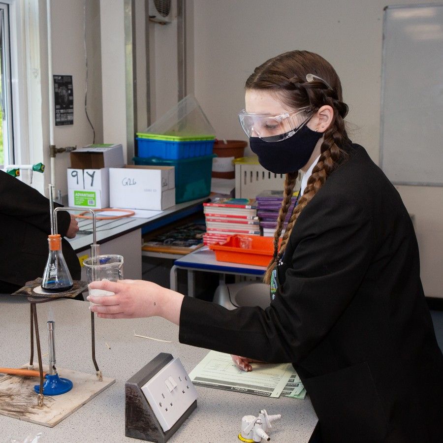 Year_10_Science_Goggles-009.jpg